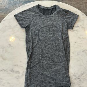 Lululemon Swifly Tech Special addition